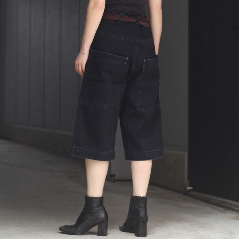 【関税込み】Entire Studios ブラック Puppy ショートパンツ ENTIRE STUDIOS ショートパンツ | ブラック | FARFETCH JP
