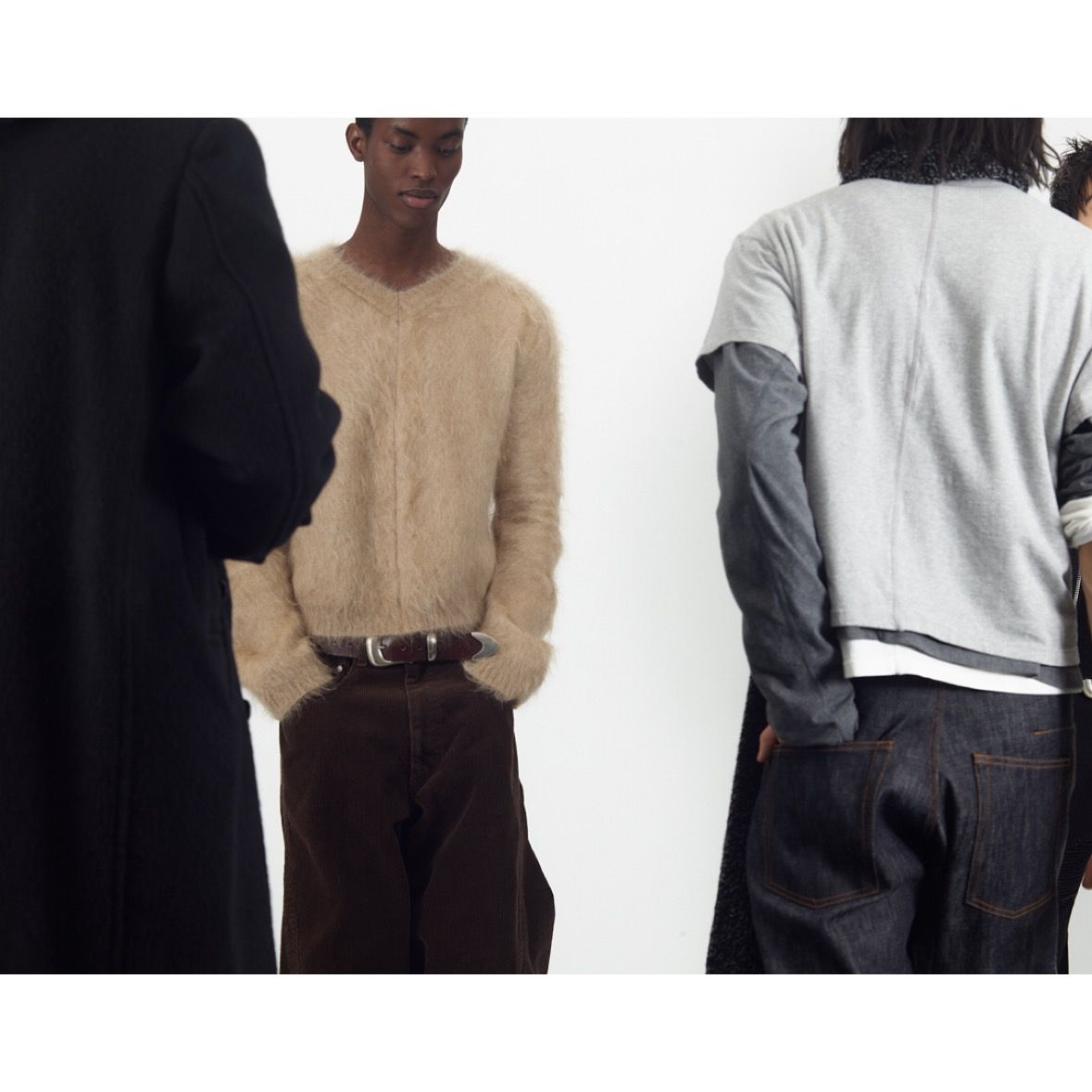 【残り一点】Brushed Mohair V-Neck Sweater