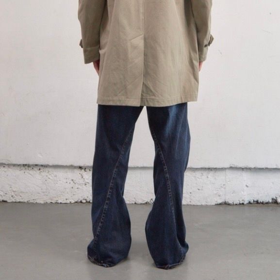 【残りわずか】3D Twisted Wide Leg Jeans