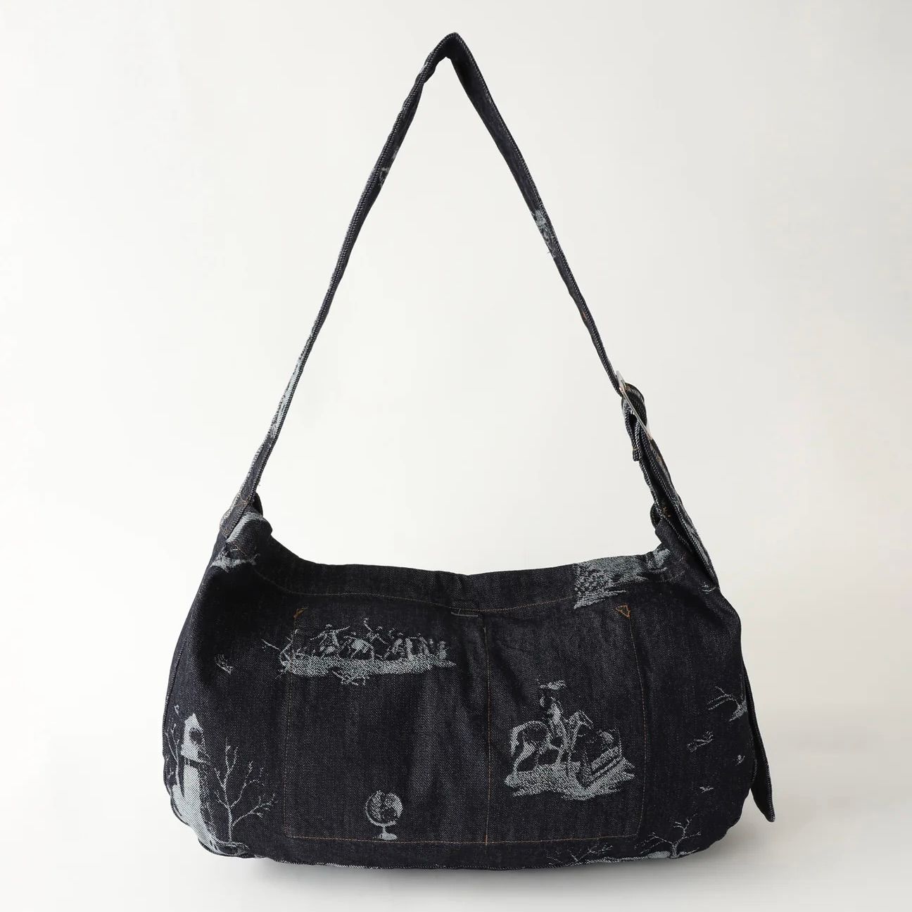 【残りわずか】Wandering Bag
