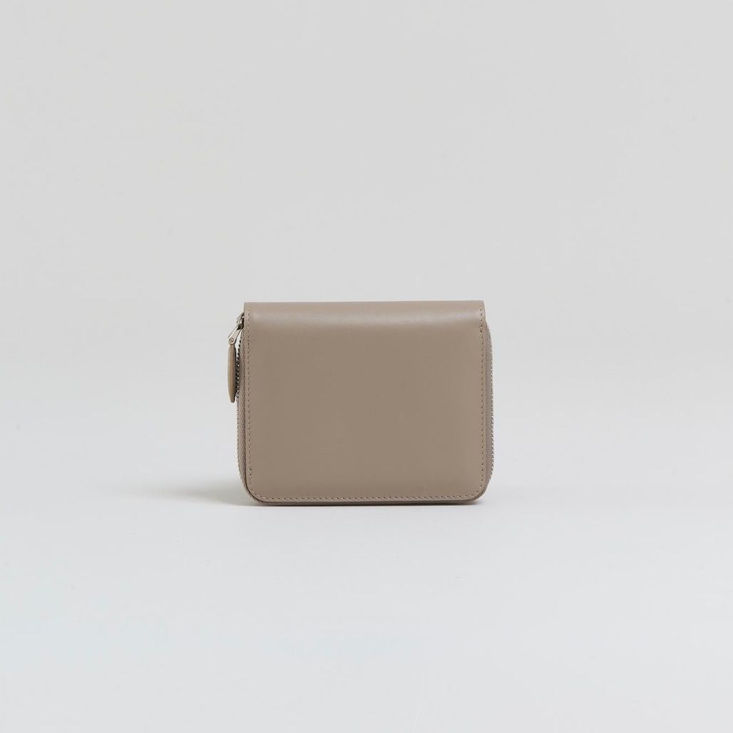 No.3ベージュモダンカラーチャーム オリジナル革タグ①