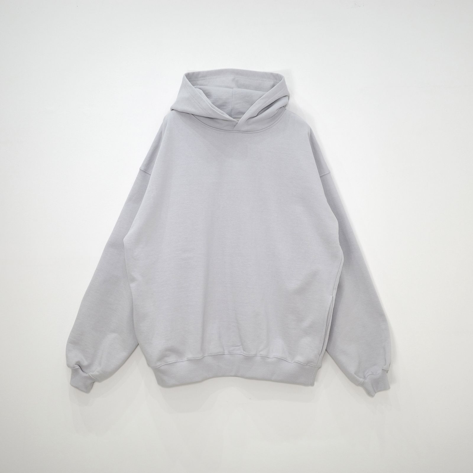 【残りわずか】Sweat Hoodie