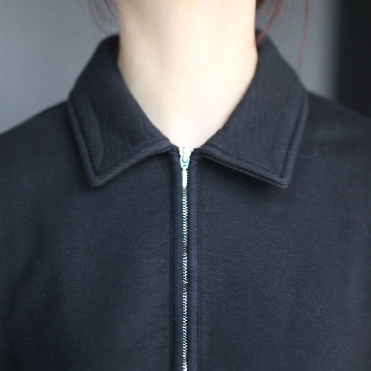 UNIVERSAL PRODUCTS - 【残り一点】Jumberca Half Zip Sweat