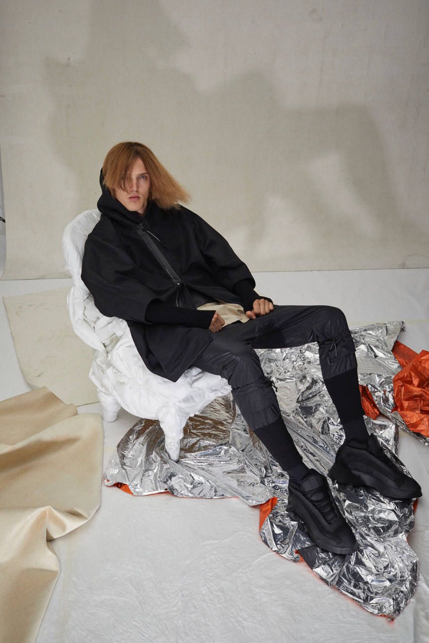 NILOS（ニルズ）ナイロンメッシュブルゾン DARK RHIZOME ブラック NILOS（ニルズ）ナイロンメッシュブルゾン DARK RHIZOME