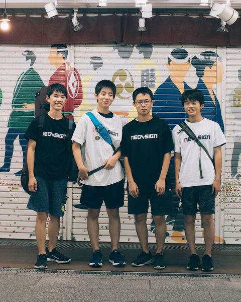 NEONSIGN×FILA