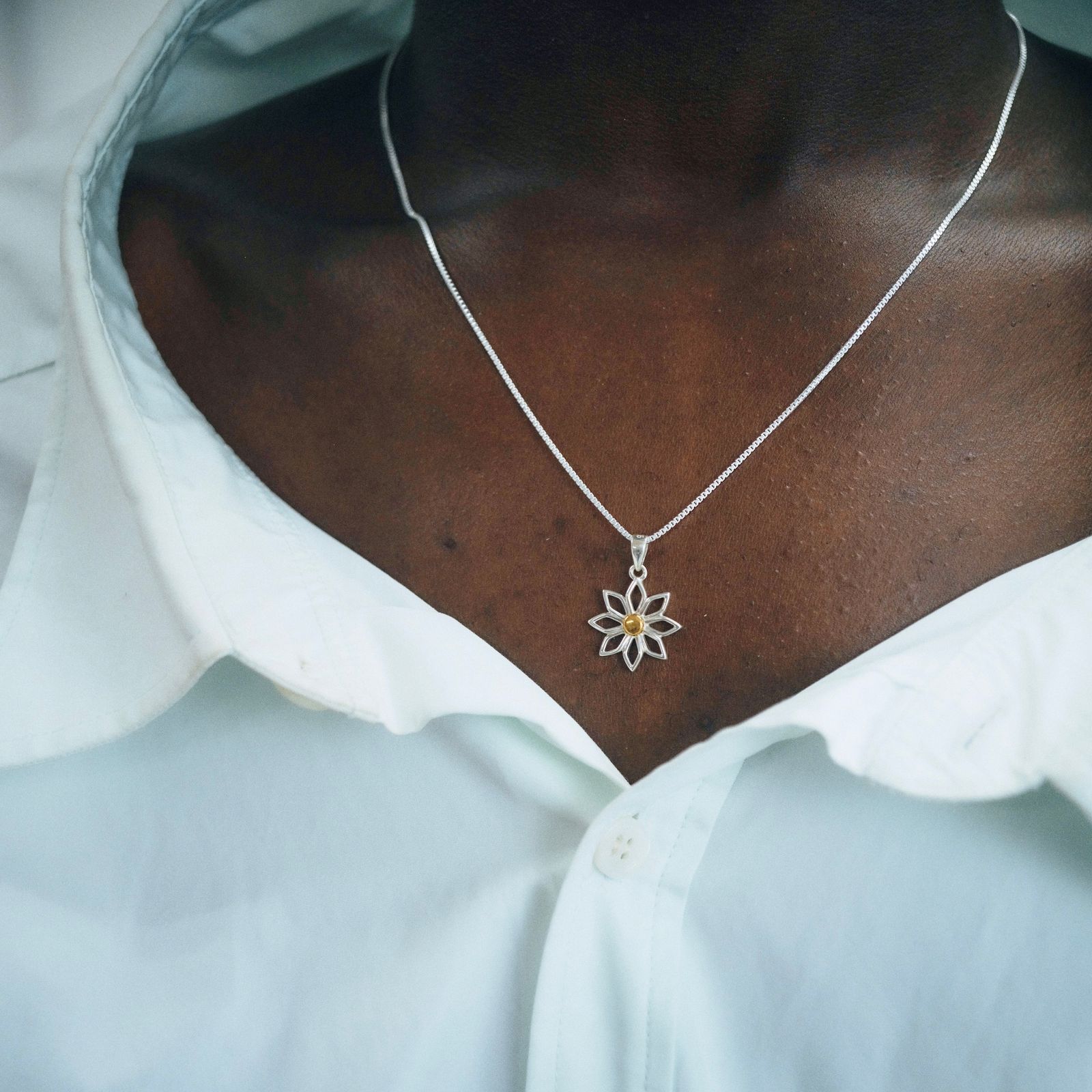 【残りわずか】Flower Necklace
