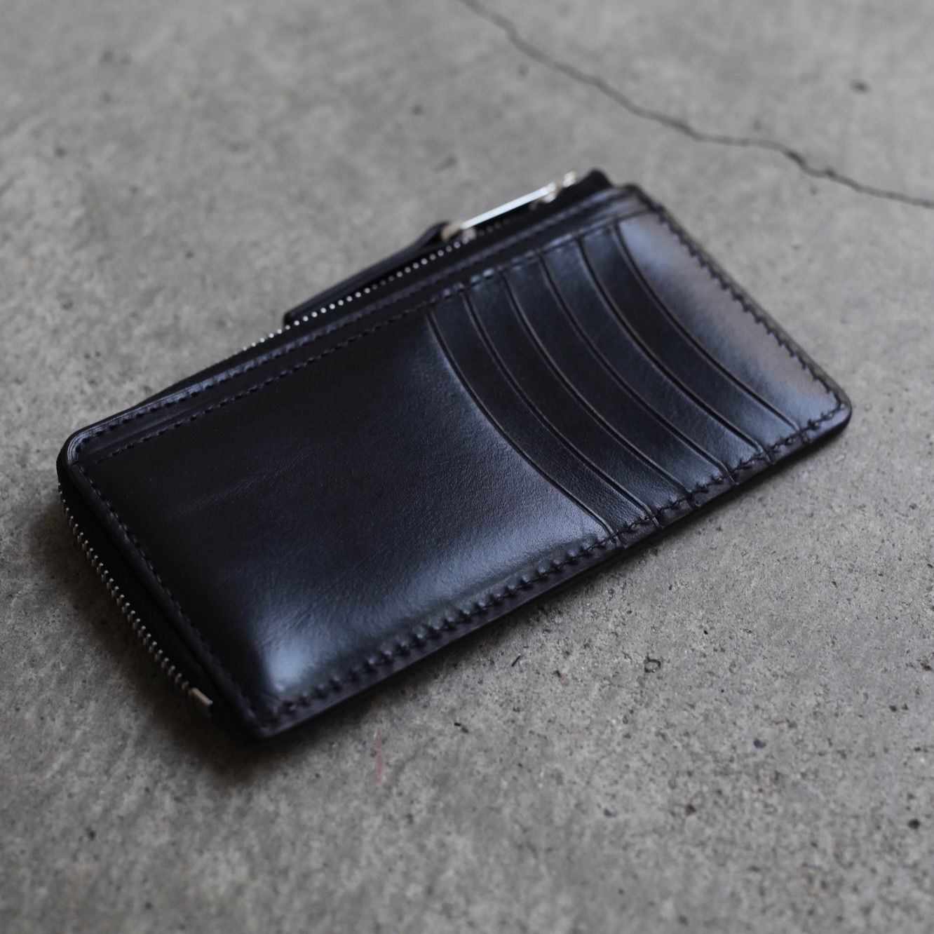 【再販売通知受付可能】Patina Zip Coin Card Holder