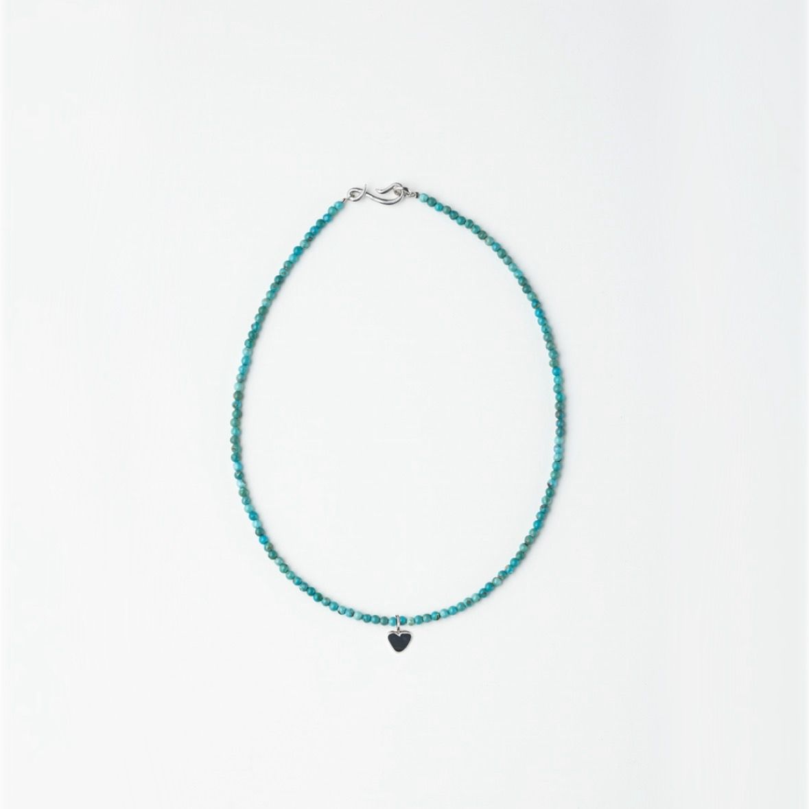 【お取り寄せ注文可能】How Raw Heart Charm Round Stone Necklace