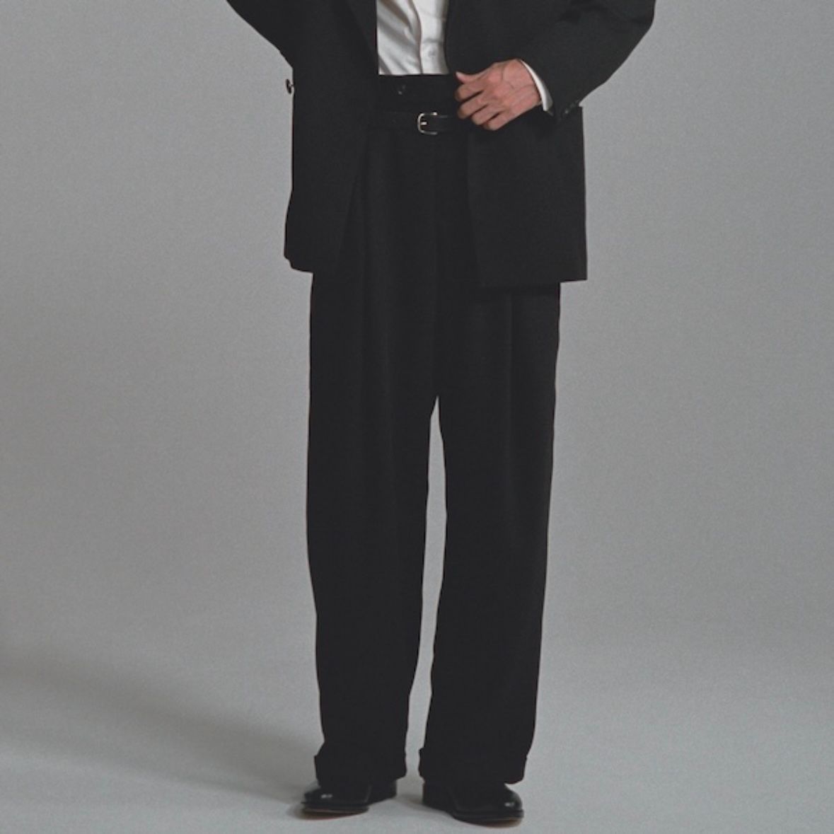 【残り一点】Double Inverted Tuck Trousers
