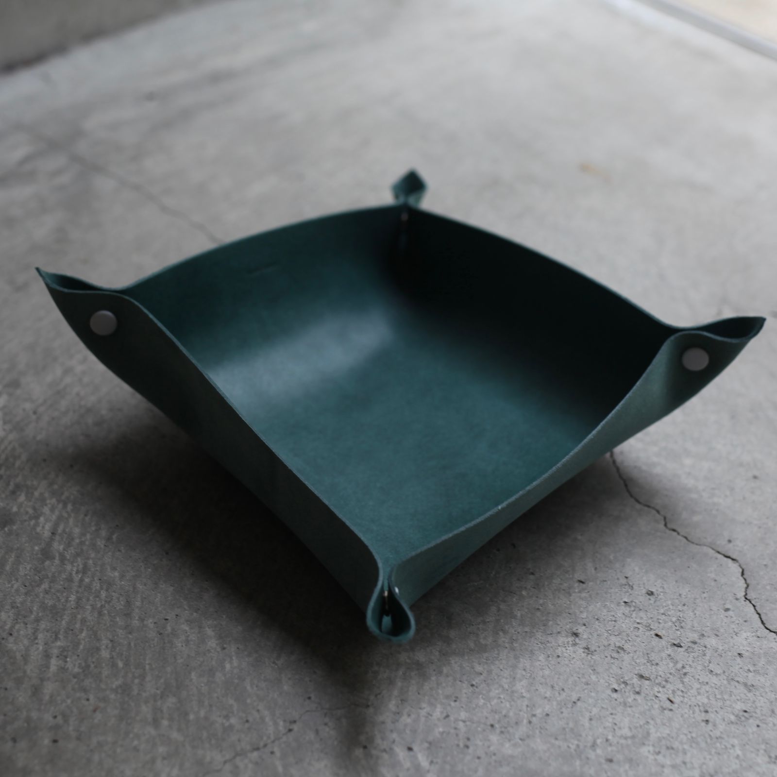 【再販売通知受付可能】Tray_M