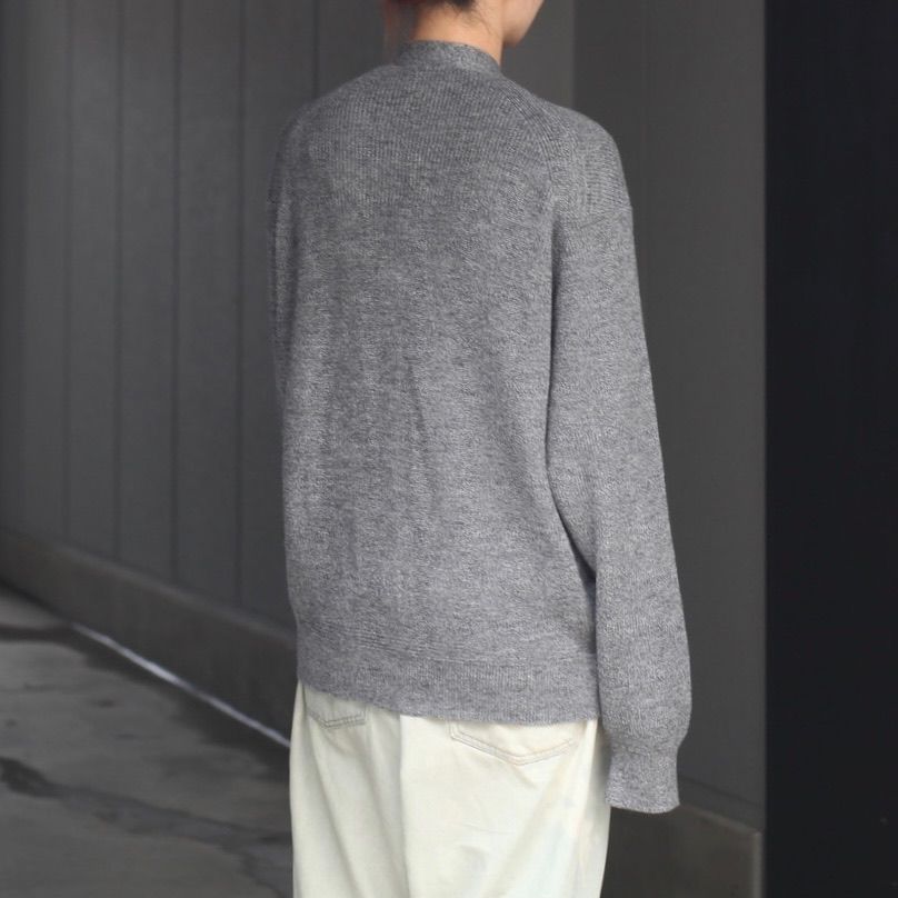 【残り一点】Aze V Neck Cardigan