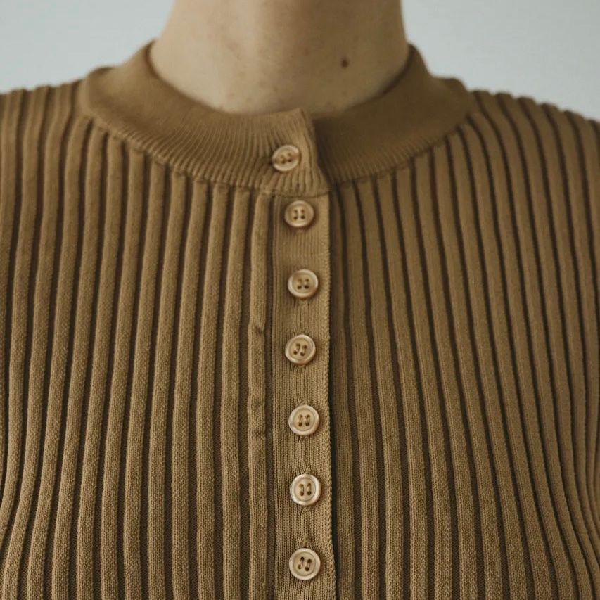 【残り一点】Henley Neck Knit Tops