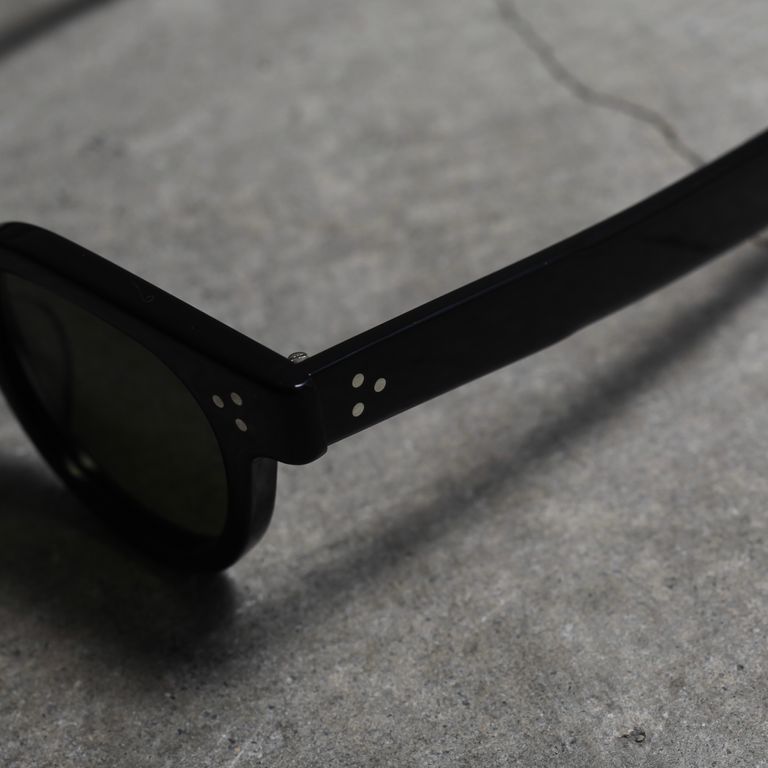レンズ : DARK GREEN