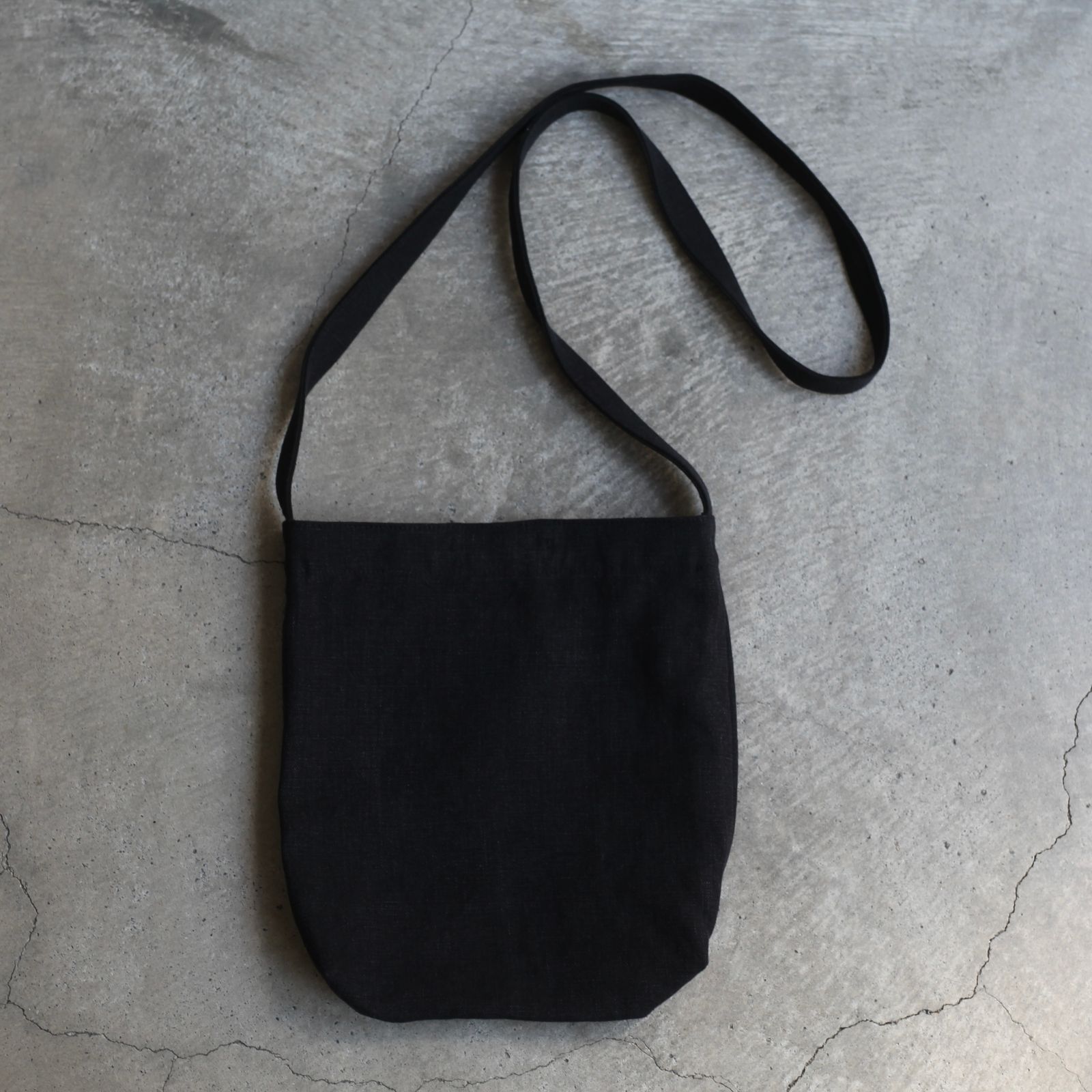 【残りわずか】Researcher Bag Medium(HEMP)