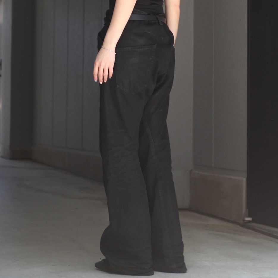 【残りわずか】3D Twisted Jeans