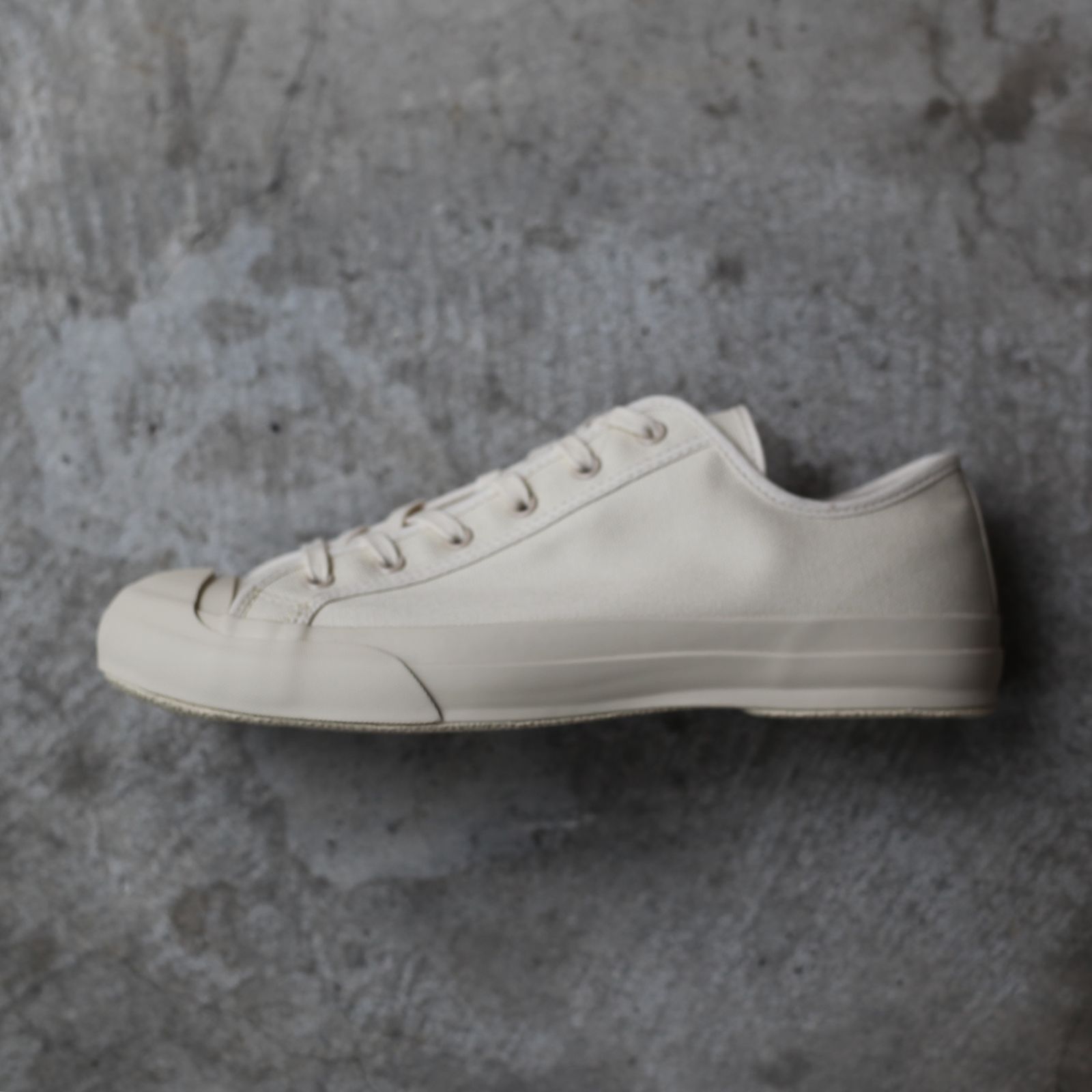 STUDIO NICHOLSON - 【残りわずか】Vulcanised Sole Canvas Shoe