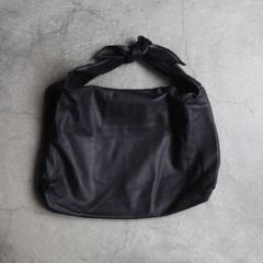 【残り一点】ラムスキンショルダーバッグ