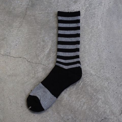 【残り一点】ボーダーソックス