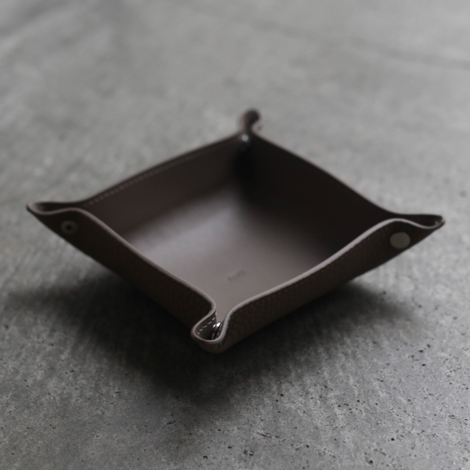 【残りわずか】Herrie Portable Tray(DIPLO SKY)