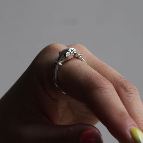 【お取り寄せ注文可能】Panther Ring(WHITE)