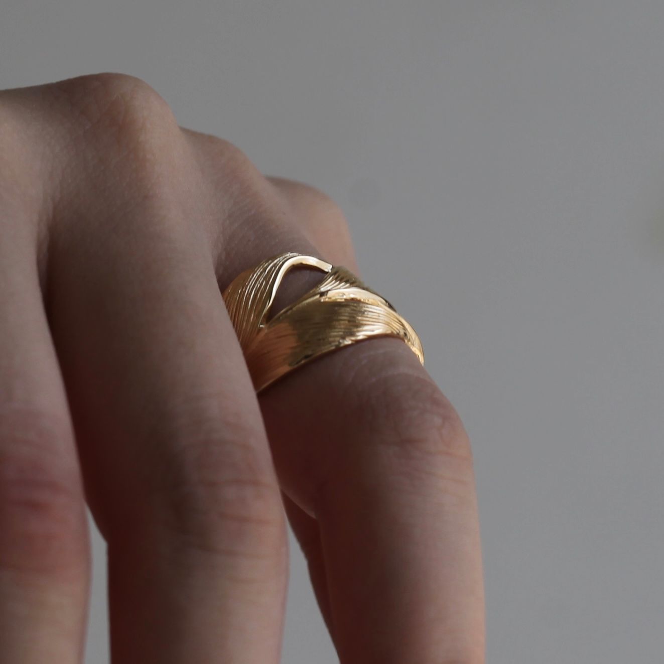 【お取り寄せ注文可能】OWL Feather Ring_S(GOLD)