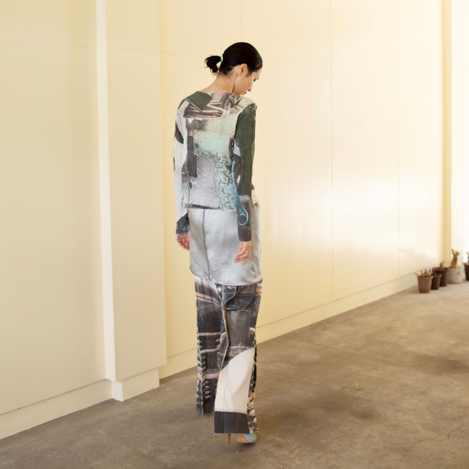 【残り一点】Graphic Yoryu Long Sleeve Tee