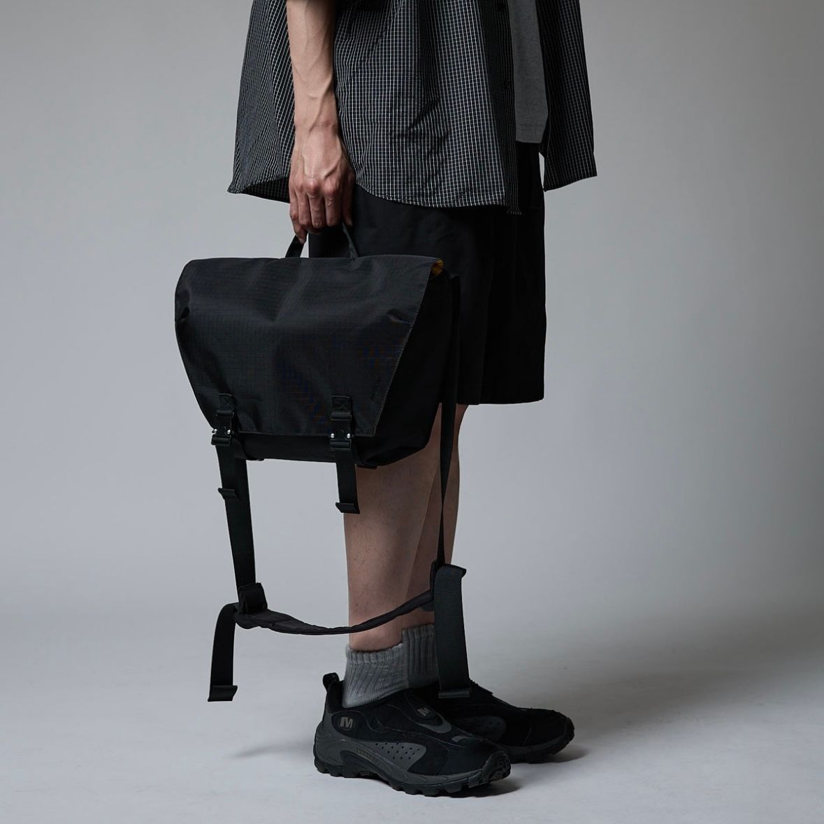 【残り一点】Compact Messenger Bag