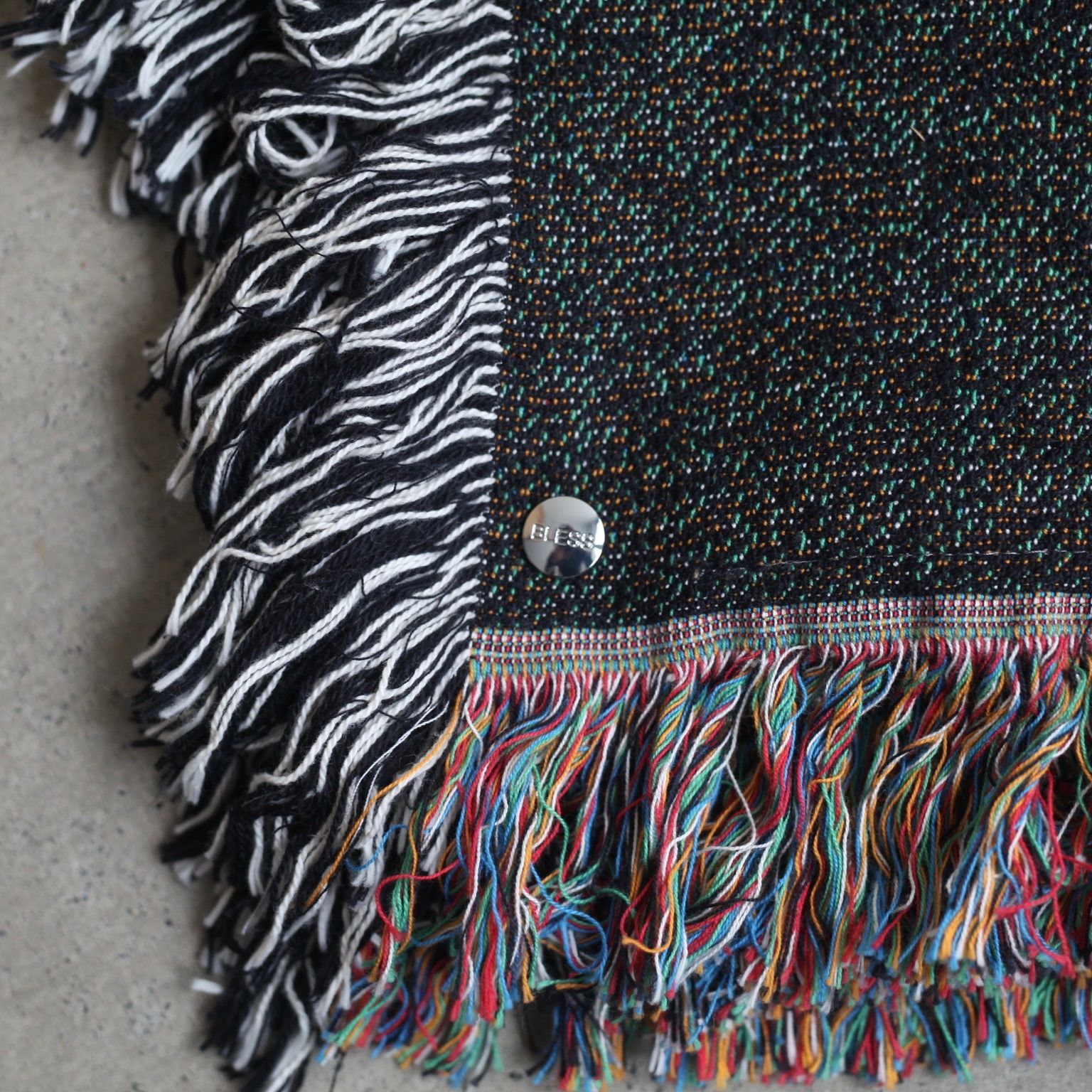 【残り一点】Niemeyer Lounge-1 Blanket