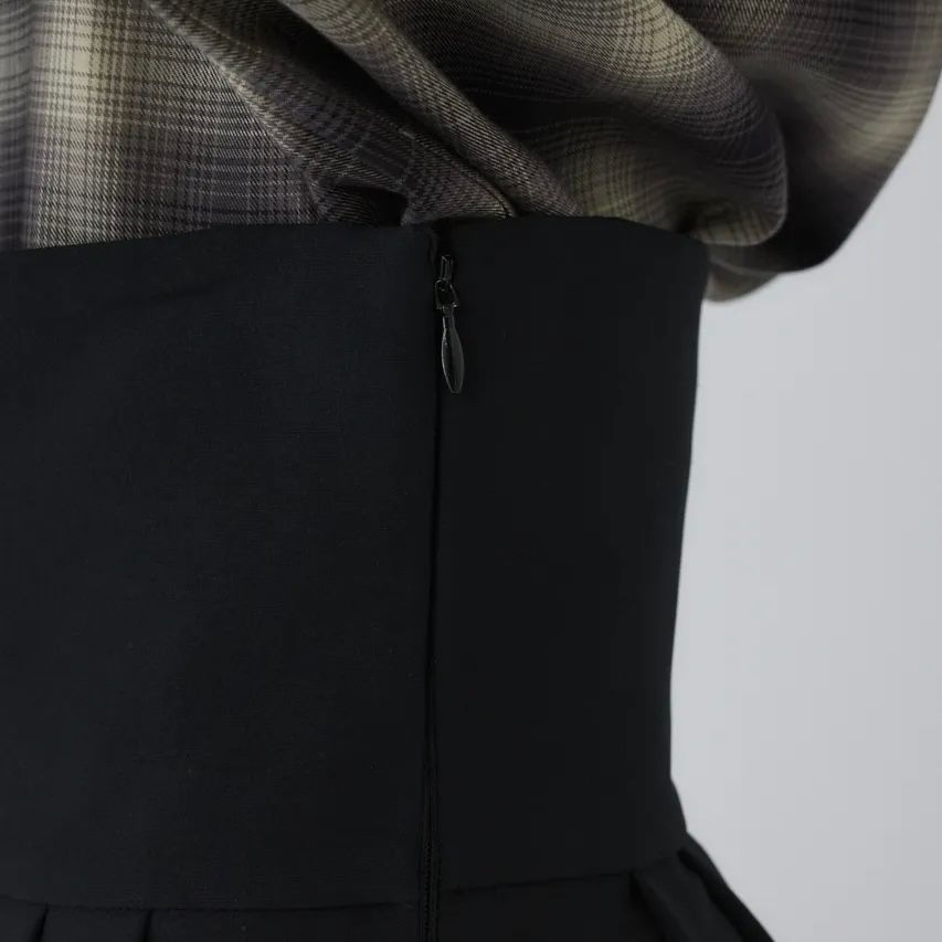 【残り一点】Ruffle Volume SK