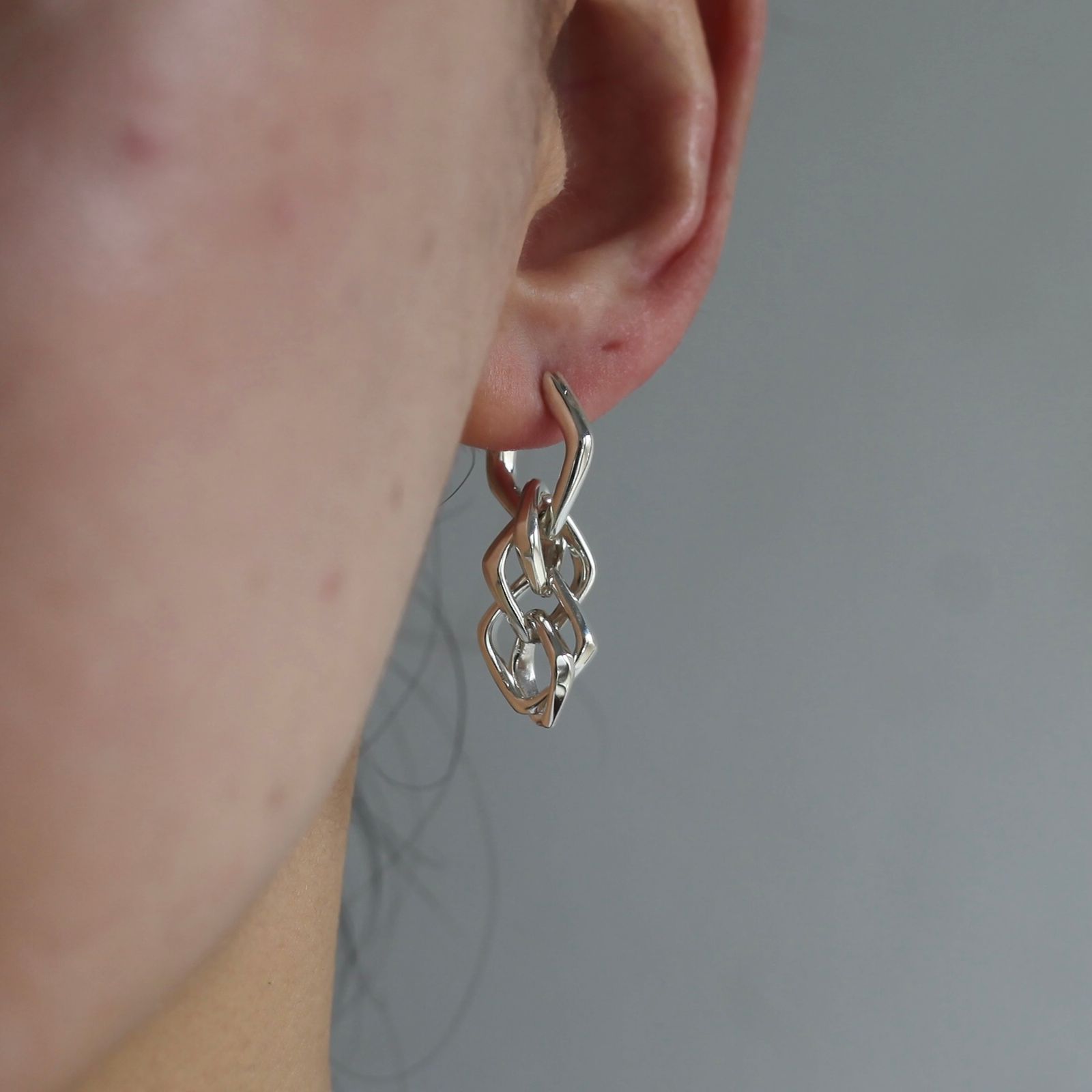 【お取り寄せ注文可能】Diamond Link Chain Pierce