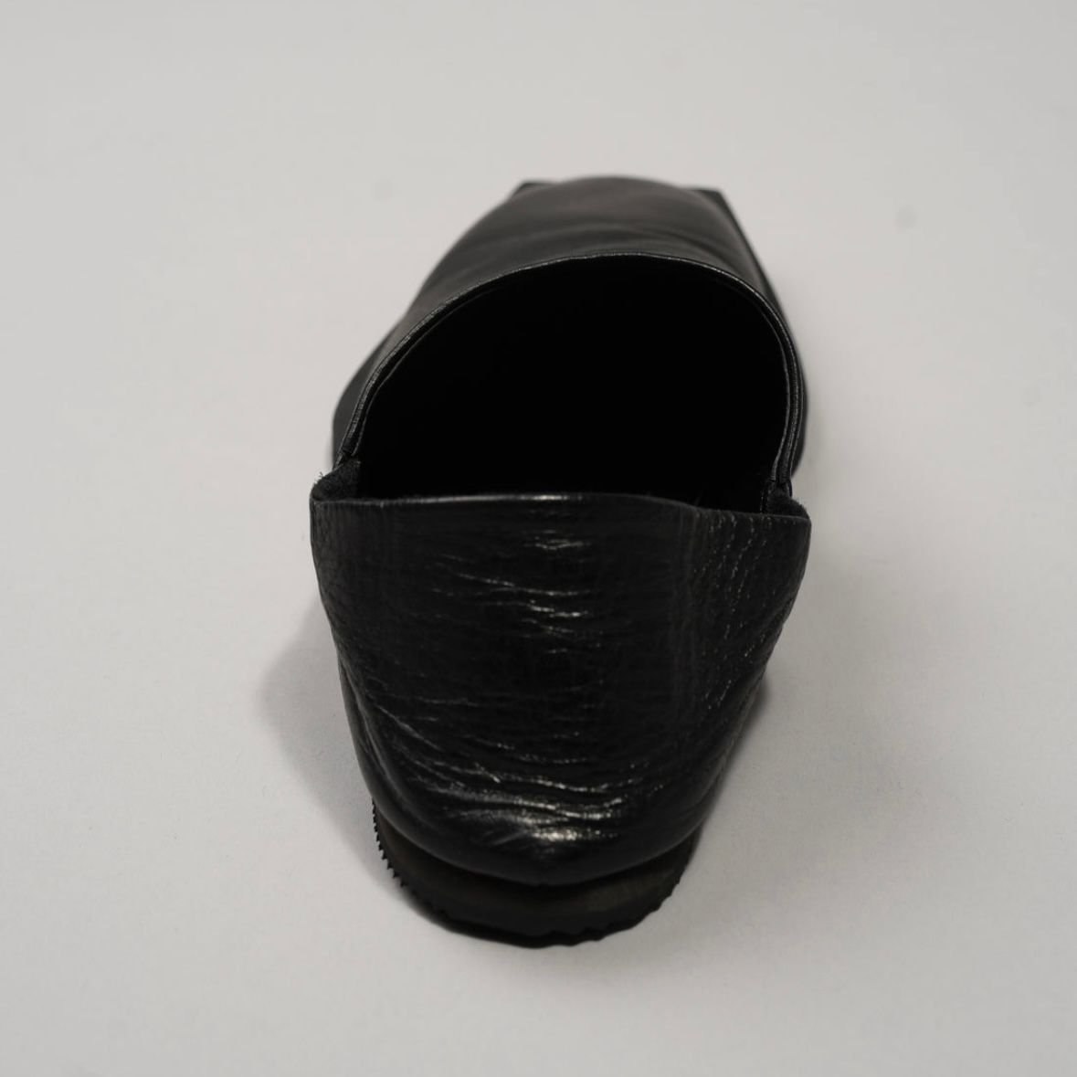 【残り一点】Plain Toe With Open Lacing Flat Slip-ons