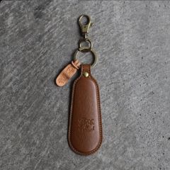 【再販売通知受付可能】シューホーンキーホルダー  IL BISONTE