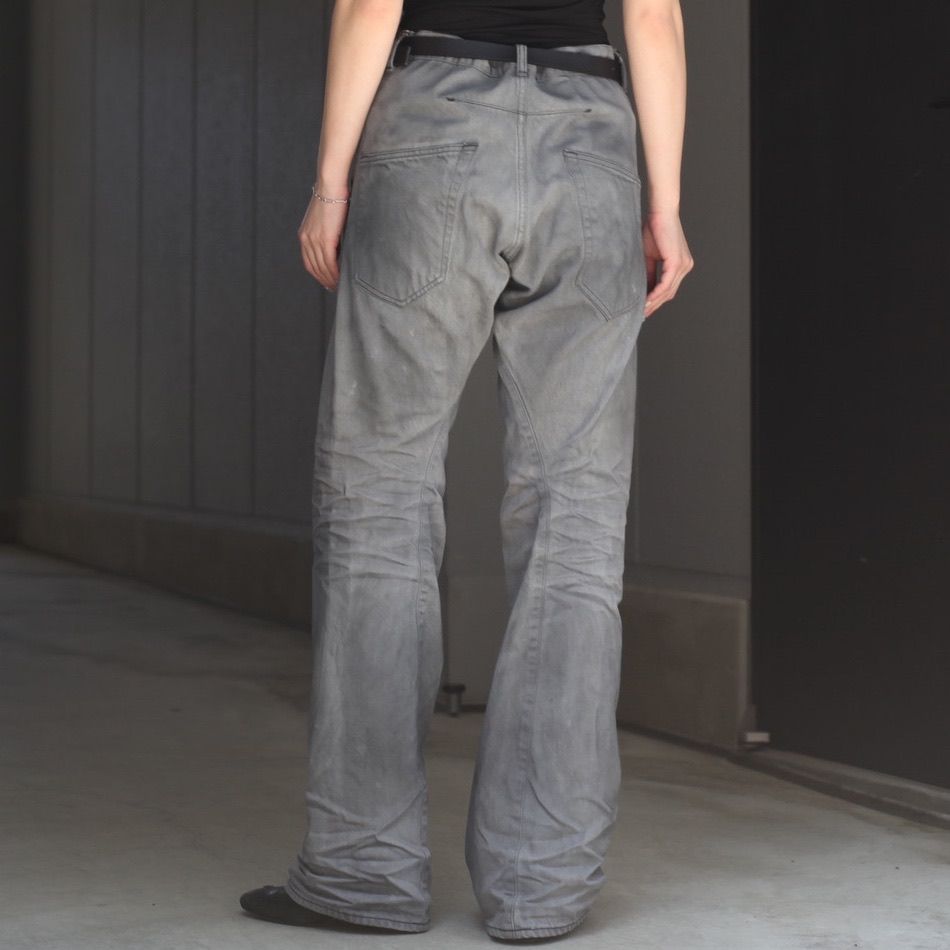 【残りわずか】3D Twisted Jeans