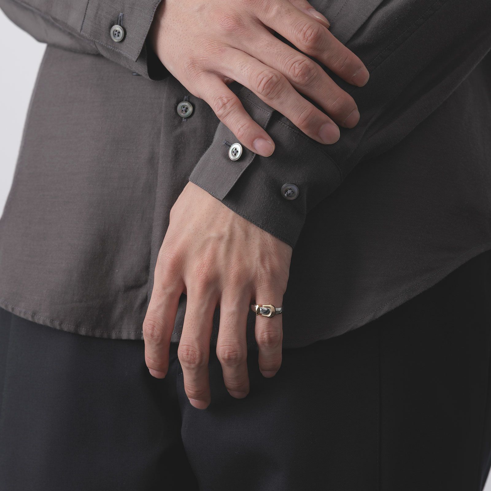 【お取り寄せ注文可能】Buckle Ring_S(SILVER×GOLD)