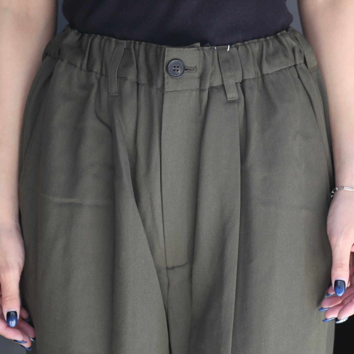 UNIVERSAL PRODUCTS - 【残り一点】Wool Easy Trousers