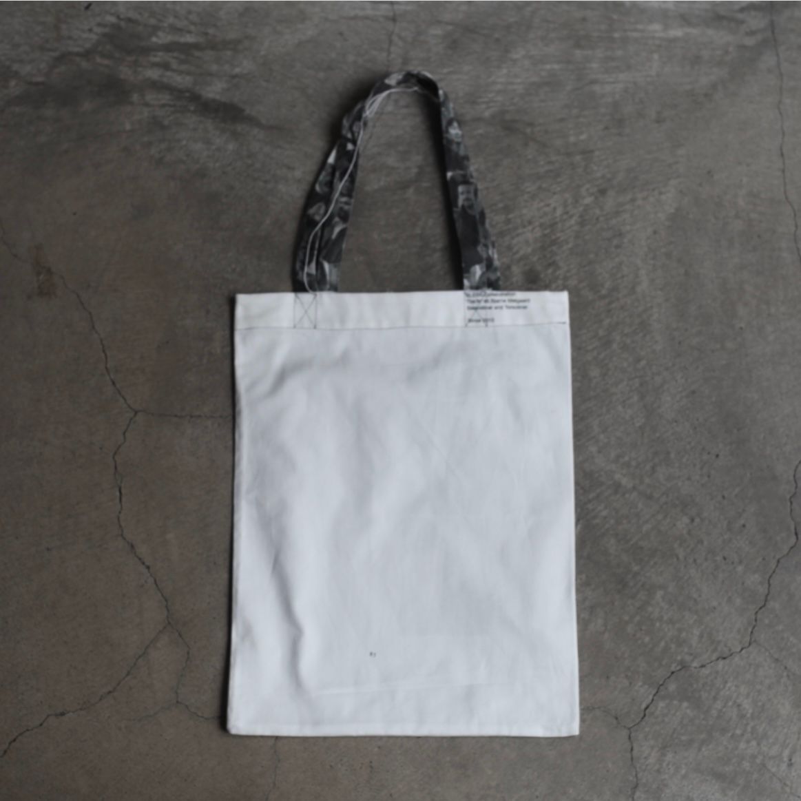 BLESS n° BOOK BAG Edition #1トートバッグ BLESS BOOK BAG Edition #1 23/200 – BOUTIQUE ROMANTIQUE