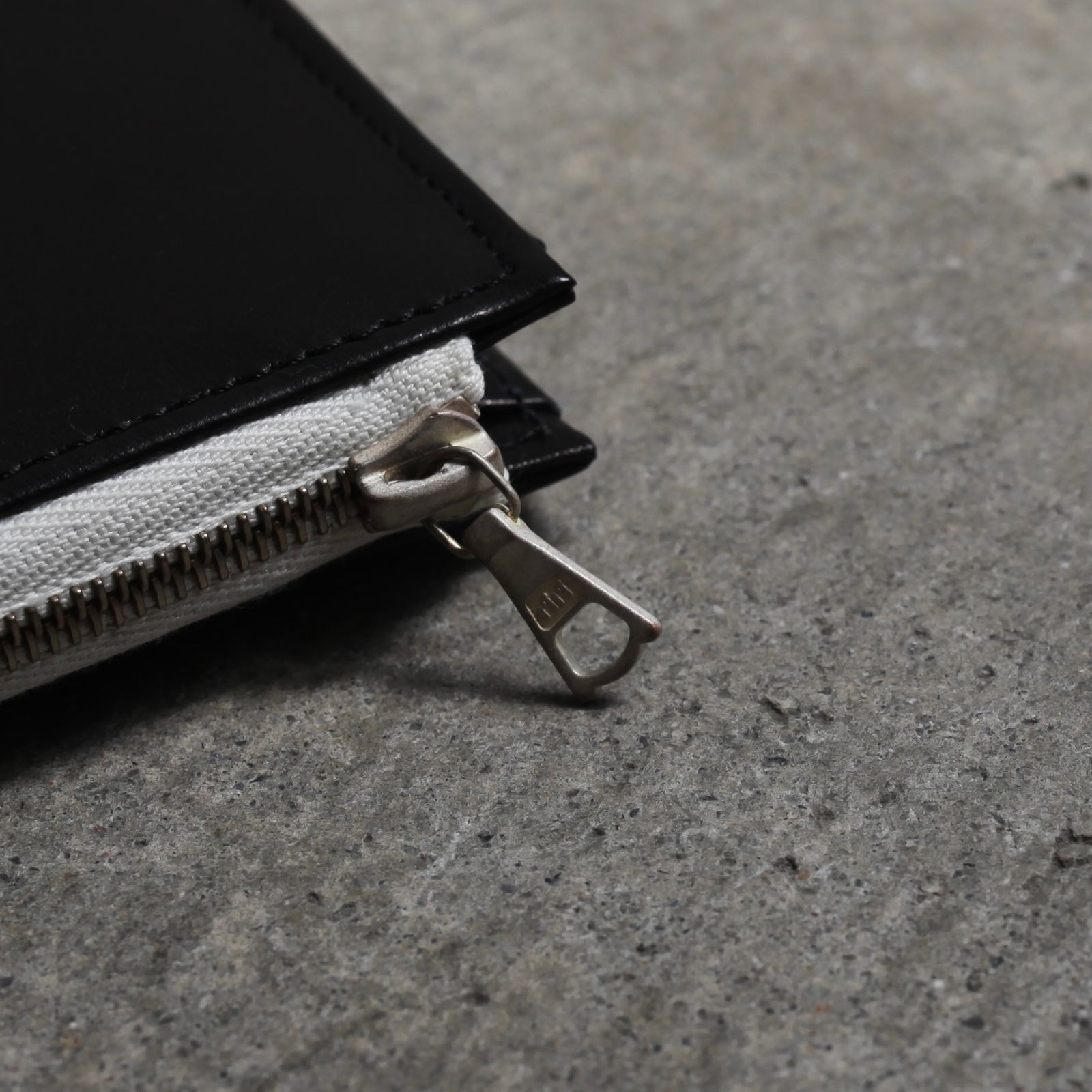 【残り一点】L Zip Purse(KIP)