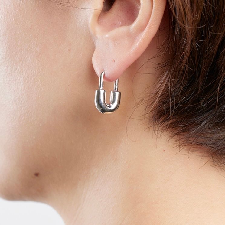 【再販売通知受付可能】Schoenhauser Earring(SILVER)