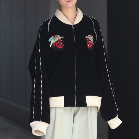 【残り一点】Velveteen Yama King Embroidered Souvenir JKT