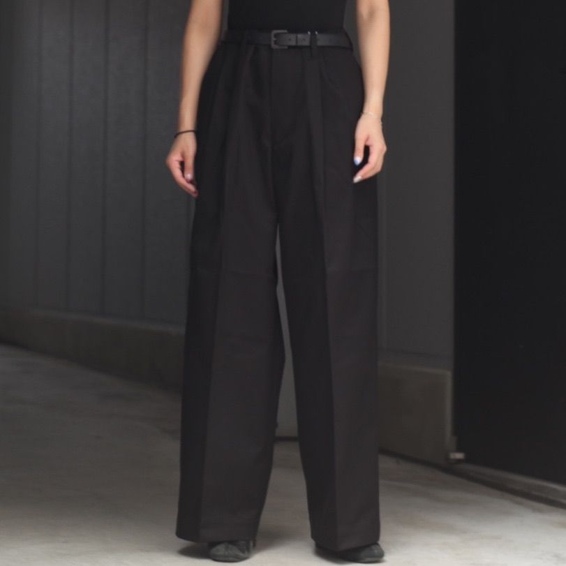 【残りわずか】2Tuck Wide Chino Trousers