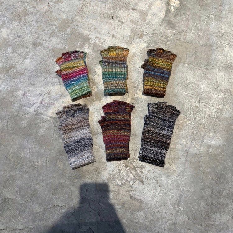 【残り一点】Multi Color Glove
