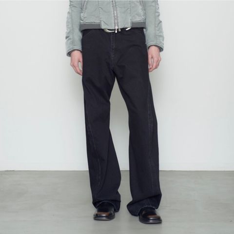 【残りわずか】3D Twisted Jeans