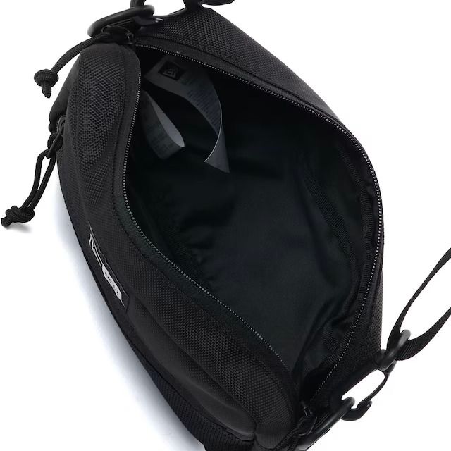 【残り一点】Shoulder Pouch