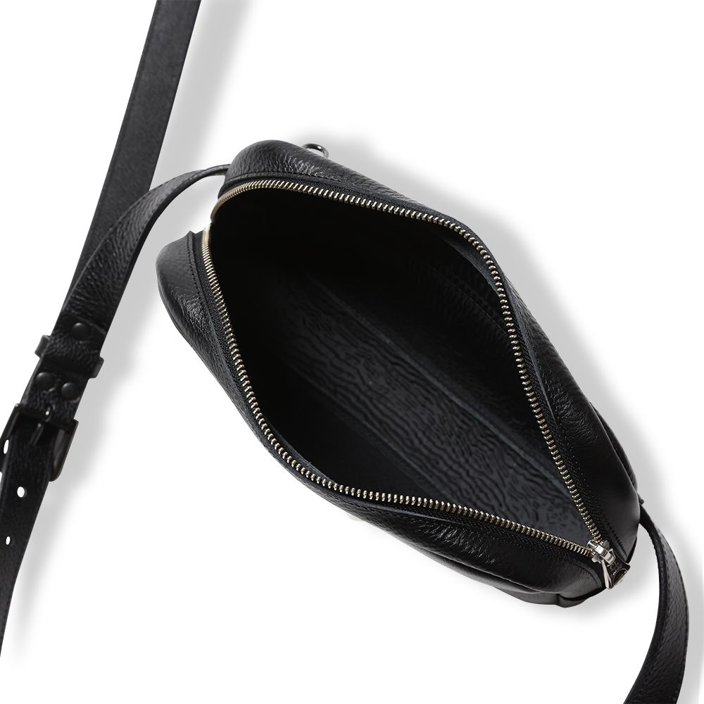 【残り一点】Studs Leather Body Bag