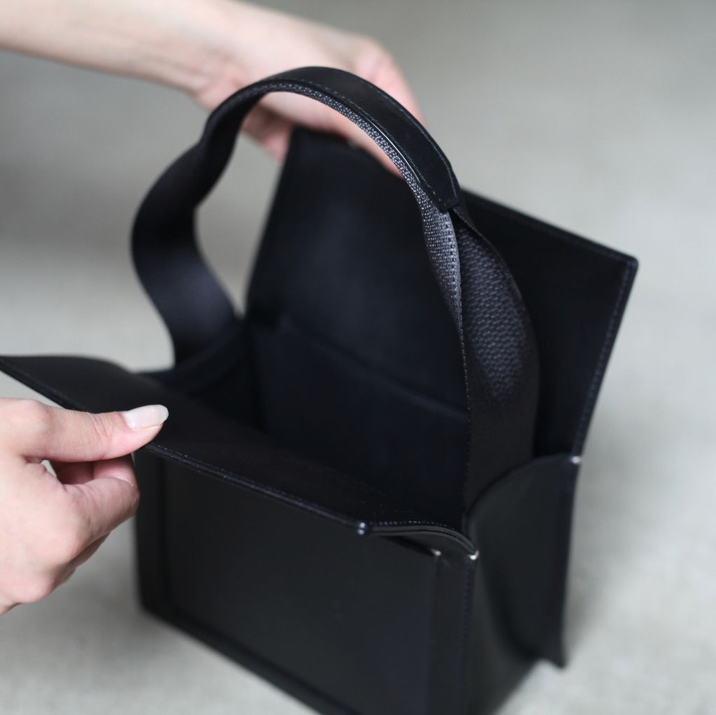 MARROW TWIST TOTE ブラック F - メルカリ