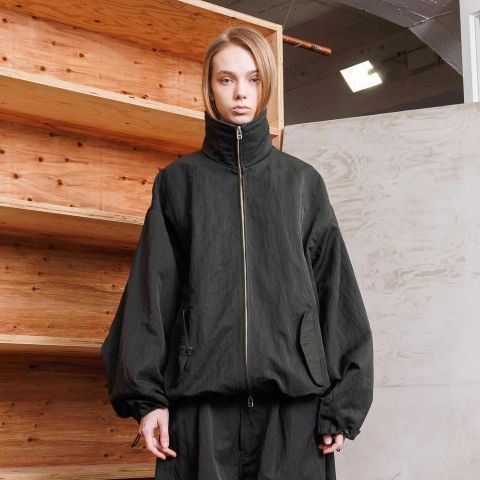【残り一点】リサイクルナイロンジップアップブルゾン