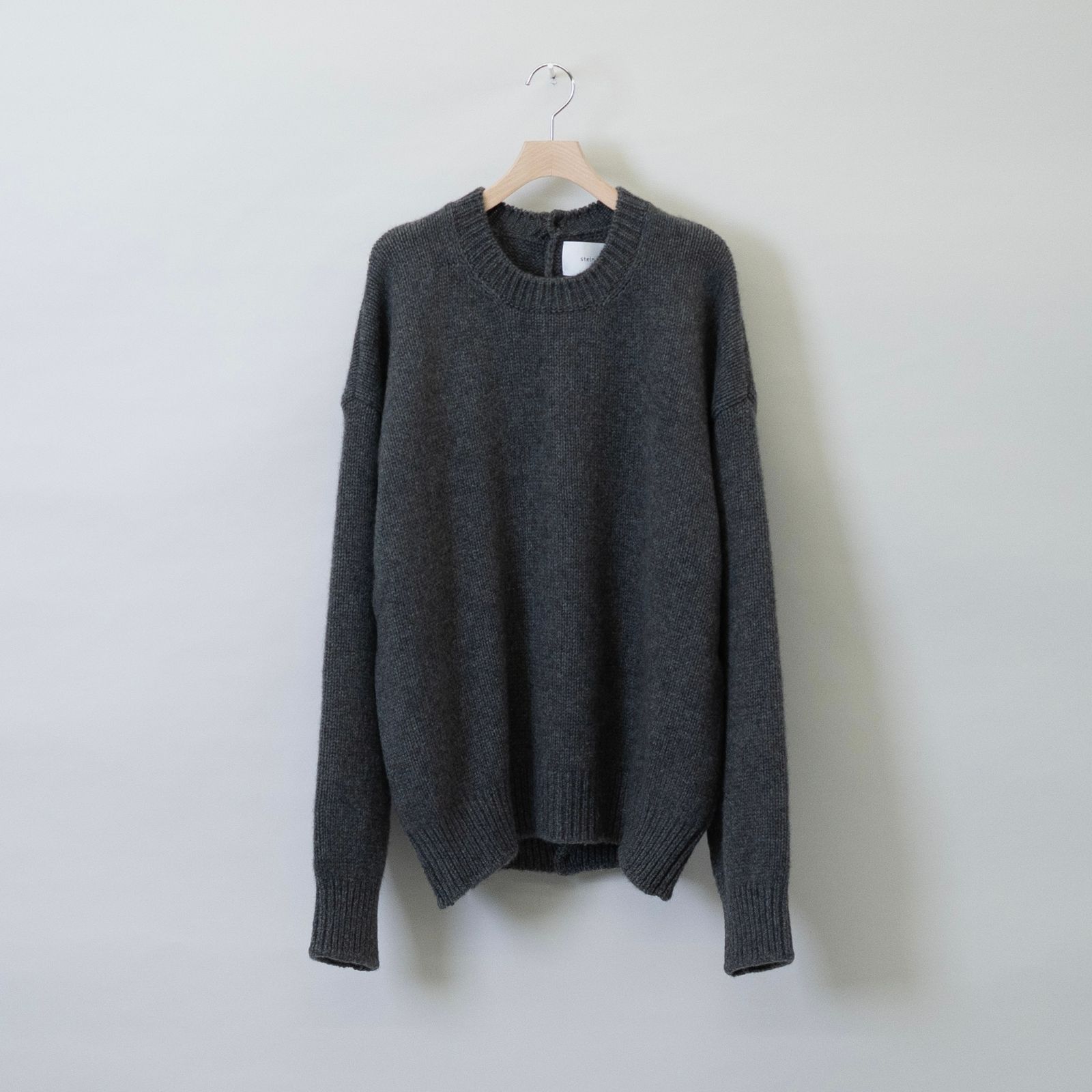 stein - 【残りわずか】Cashmere Back Buttoned Knit Jumper | ACRMTSM