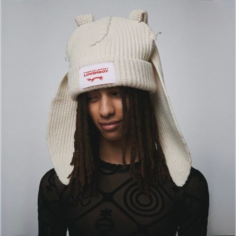【残り一点】Supersized Chunky Rabbit Beanie