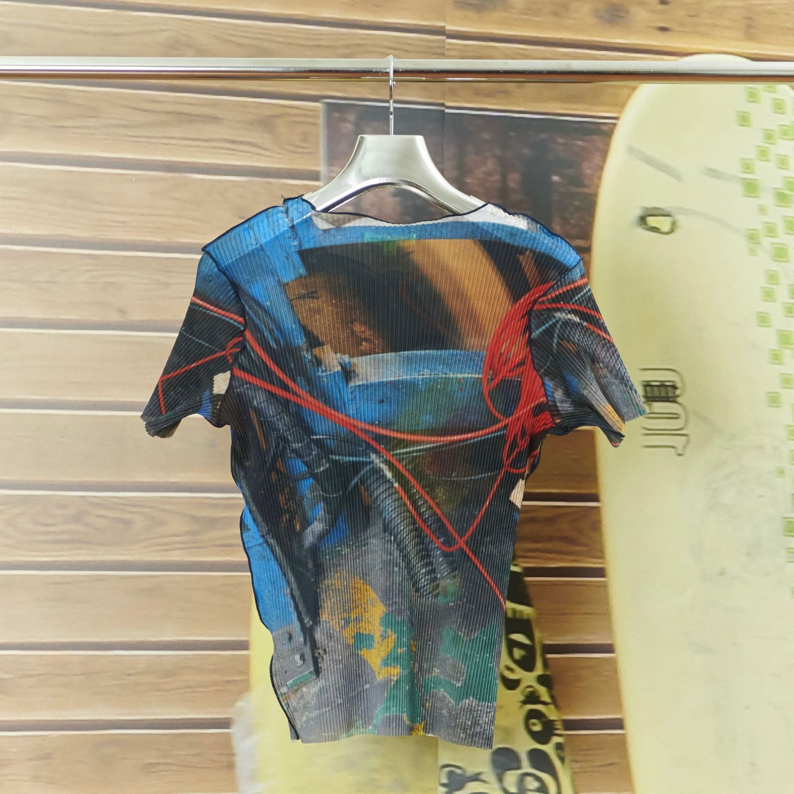 【残り一点】Sheer Graphic Top