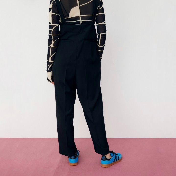 【残りわずか】Center Press Suspender Pants